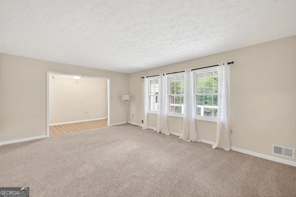 1981 Lee Peters RD Loganville, GA 30052