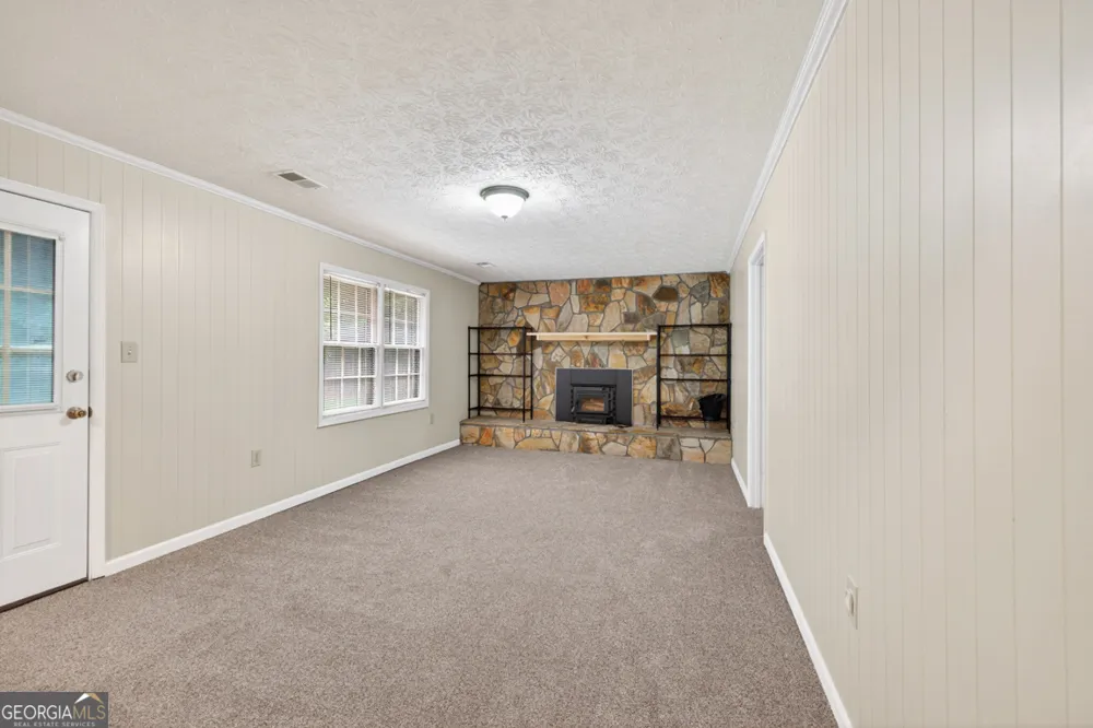1981 Lee Peters RD Loganville, GA 30052
