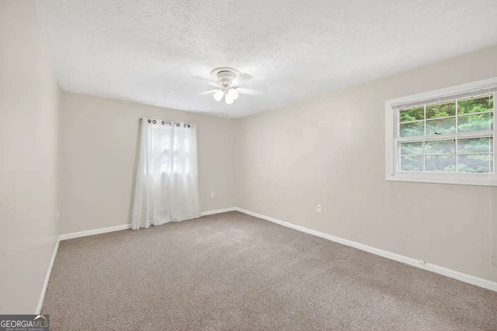 1981 Lee Peters RD Loganville, GA 30052