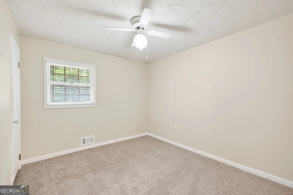 1981 Lee Peters RD Loganville, GA 30052