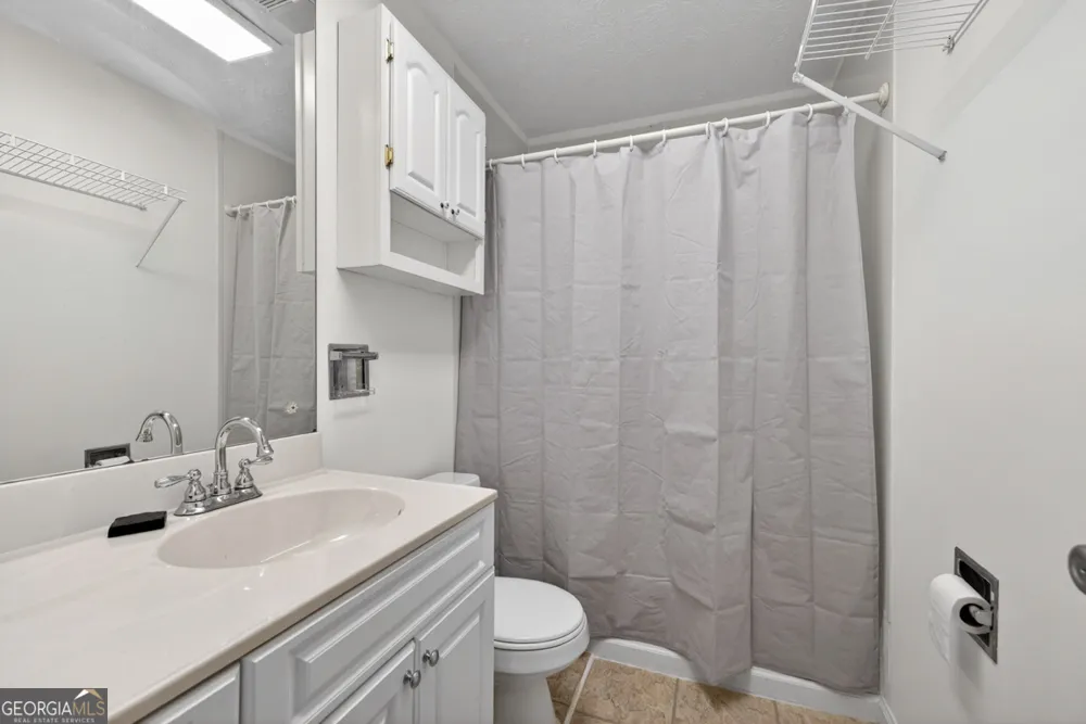 1981 Lee Peters RD Loganville, GA 30052