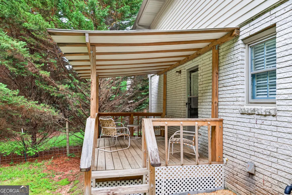 1981 Lee Peters RD Loganville, GA 30052