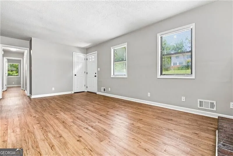3824 Wyntuck CIR Kennesaw, GA 30152