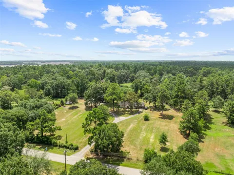 15856 Dewberry Lane