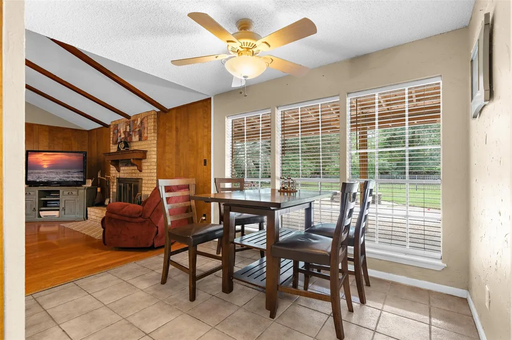 15856 Dewberry Lane Conroe, TX 77302