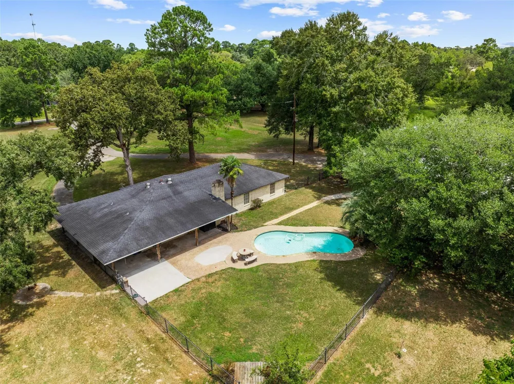 15856 Dewberry Lane Conroe, TX 77302