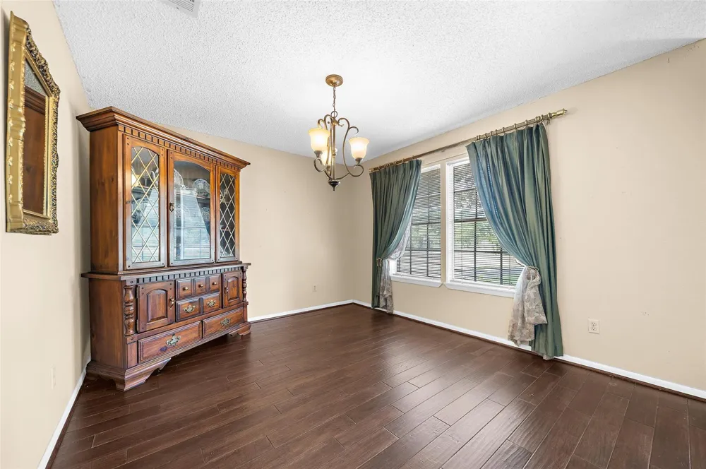 15856 Dewberry Lane Conroe, TX 77302