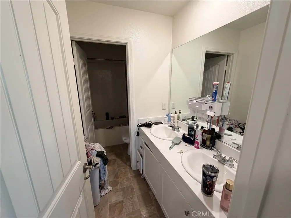 11241 Guffey Ranch Corona, CA 92883