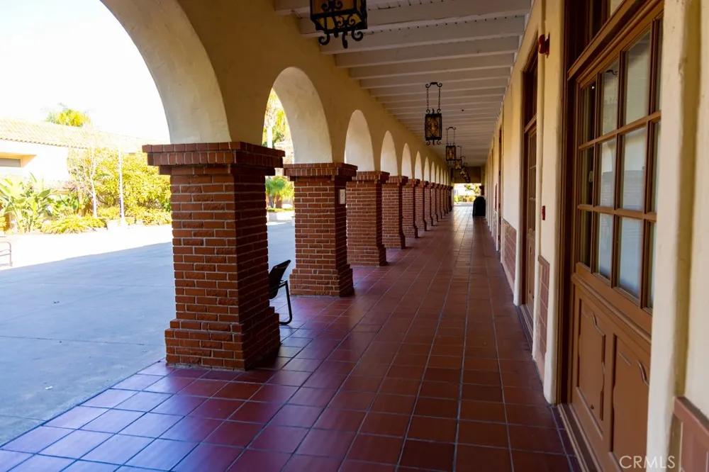 2399 Via Mariposa W #2C Laguna Woods, CA 92637
