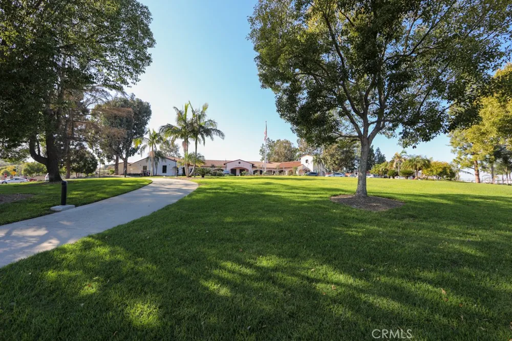 2399 Via Mariposa W #2C Laguna Woods, CA 92637