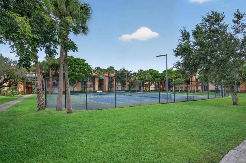 10717 E Cleary Boulevard E #106 Plantation, FL 33324