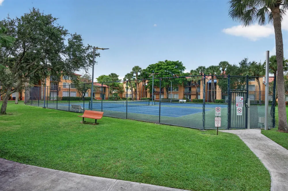 10717 E Cleary Boulevard E #106 Plantation, FL 33324