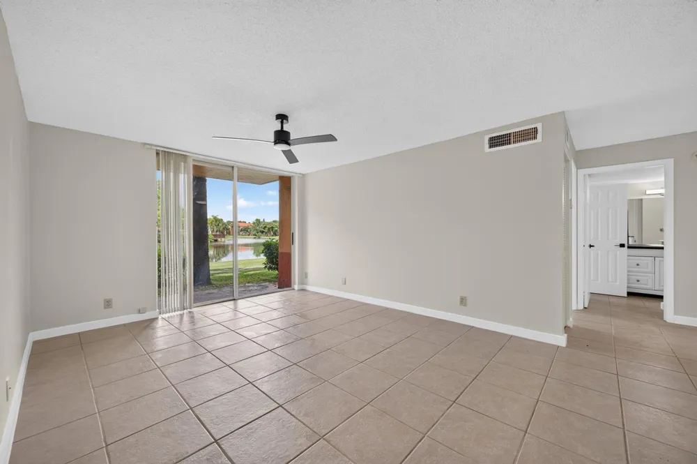 10717 E Cleary Boulevard E #106 Plantation, FL 33324