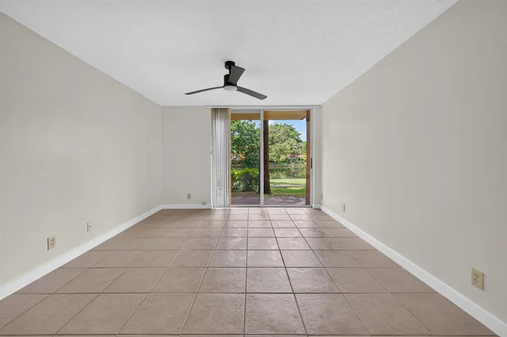 10717 E Cleary Boulevard E #106 Plantation, FL 33324