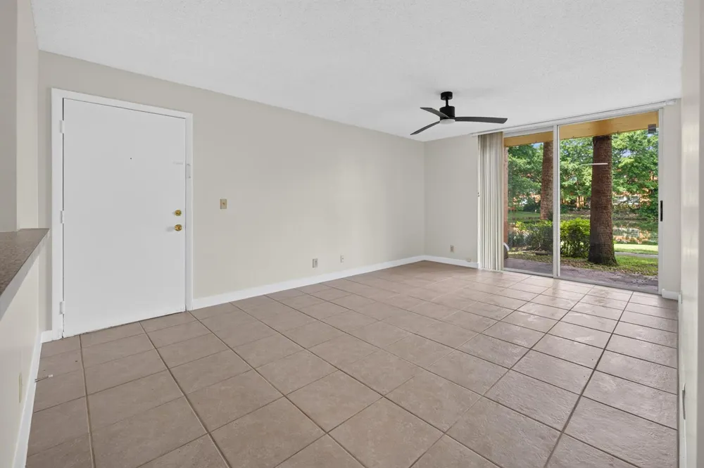 10717 E Cleary Boulevard E #106 Plantation, FL 33324