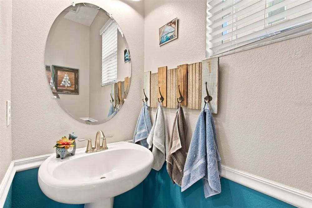 3207 PAINTED BLOSSOM COURT Lutz, FL 33558