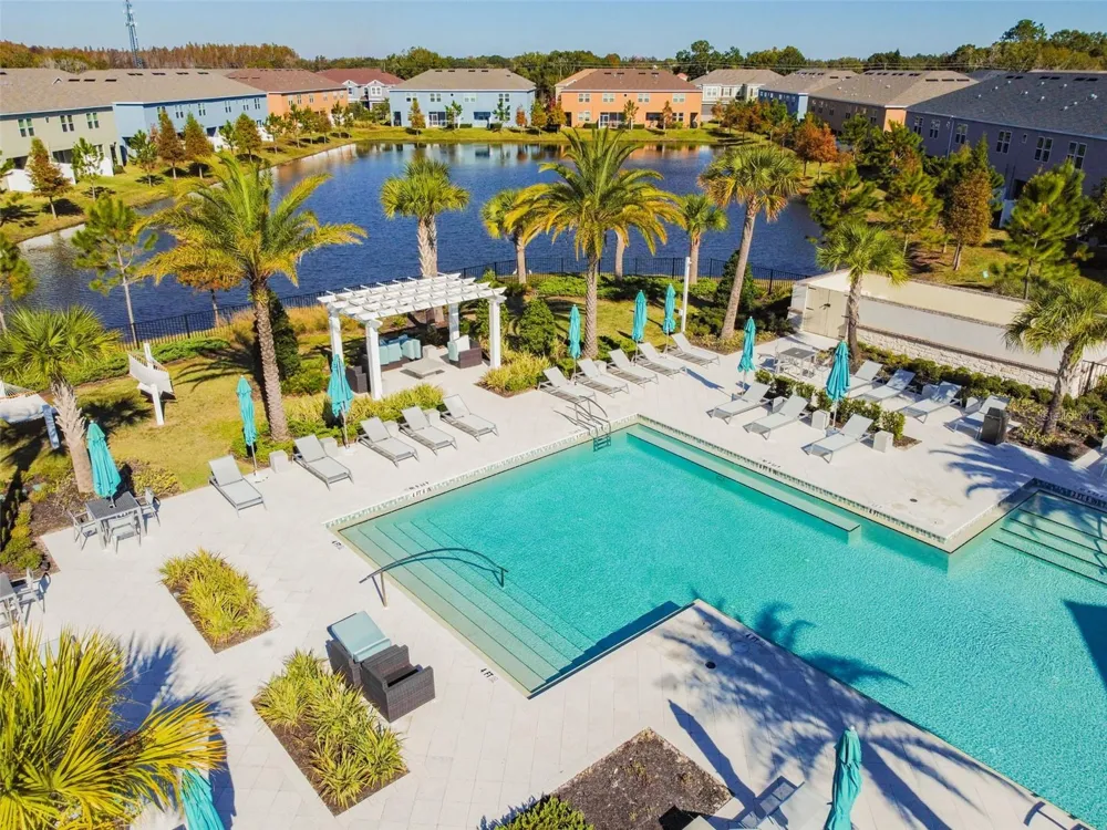 3207 PAINTED BLOSSOM COURT Lutz, FL 33558