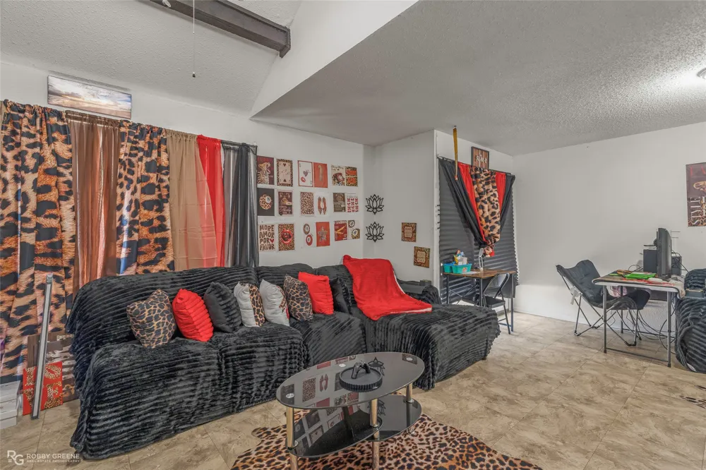 748 Highland Square Drive Shreveport, LA 71107