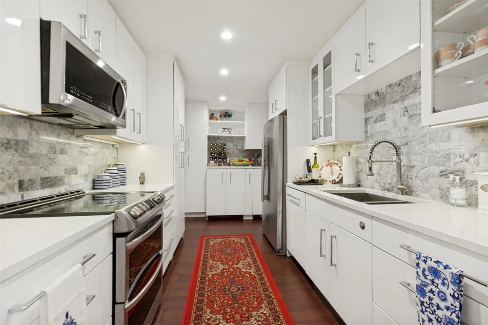 6335 W Northwest Highway #1313 Dallas, TX 75225