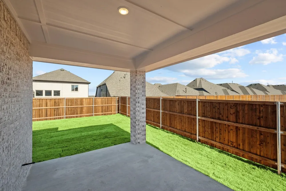 1521 Buttercup Avenue Aubrey, TX 76227