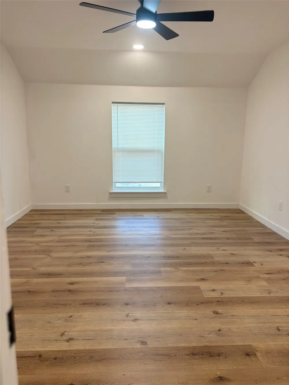 5536 Greenlee Street Fort Worth, TX 76112