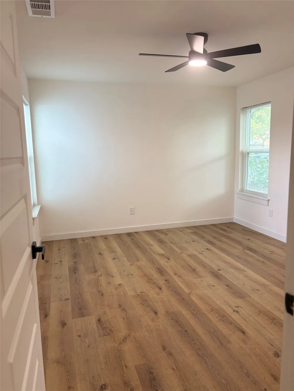 5536 Greenlee Street Fort Worth, TX 76112