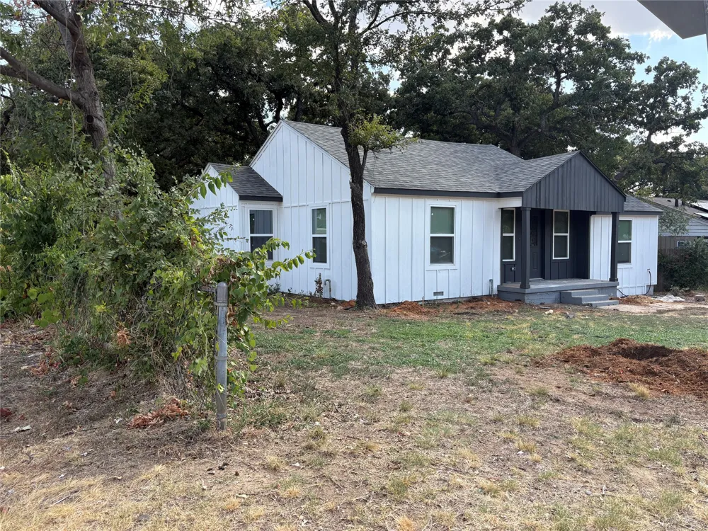 5536 Greenlee Street Fort Worth, TX 76112