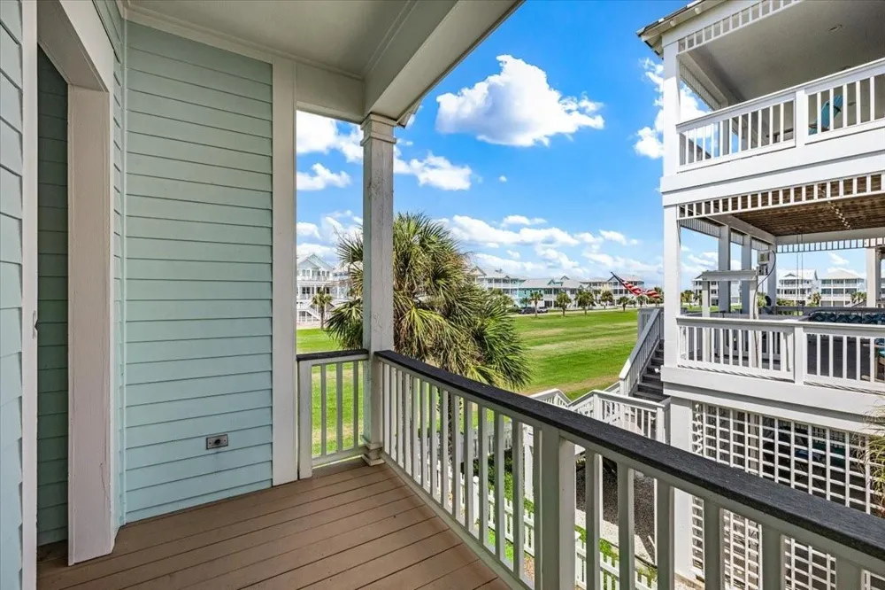 11406 Beachside Galveston, TX 77554