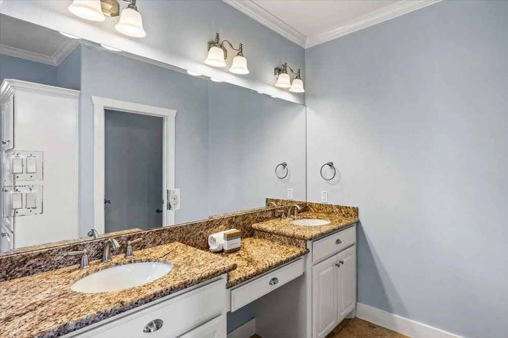 11406 Beachside Galveston, TX 77554