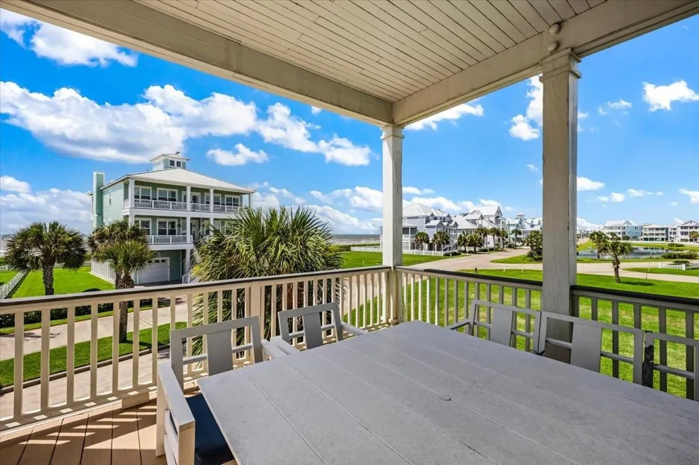 11406 Beachside Galveston, TX 77554