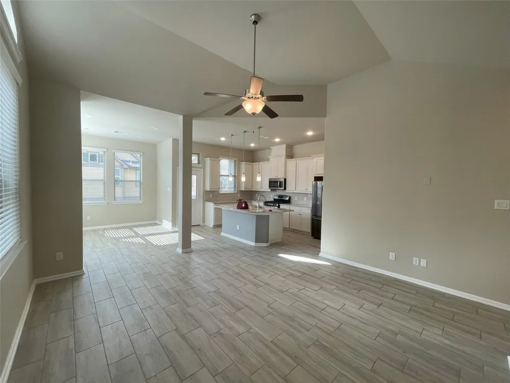 5514 Sallow Bay Lane Fulshear, TX 77441