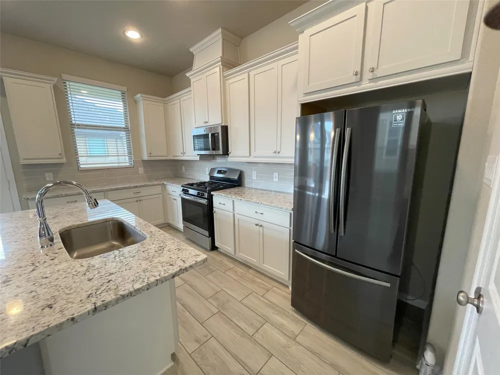 5514 Sallow Bay Lane Fulshear, TX 77441