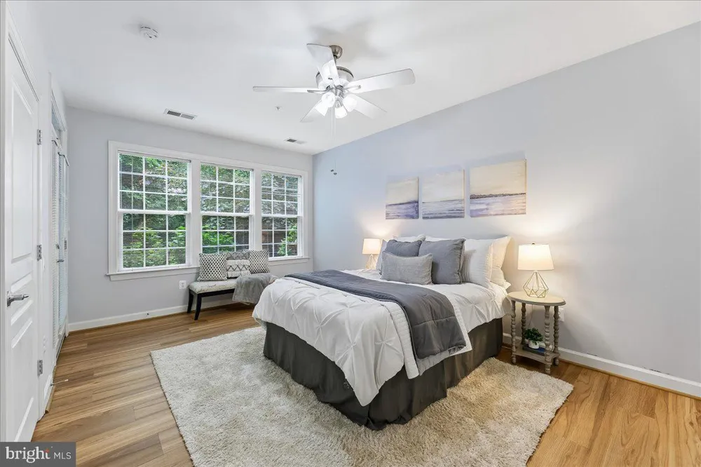 7880 ROLLING WOODS COURT #2103 Springfield, VA 22152