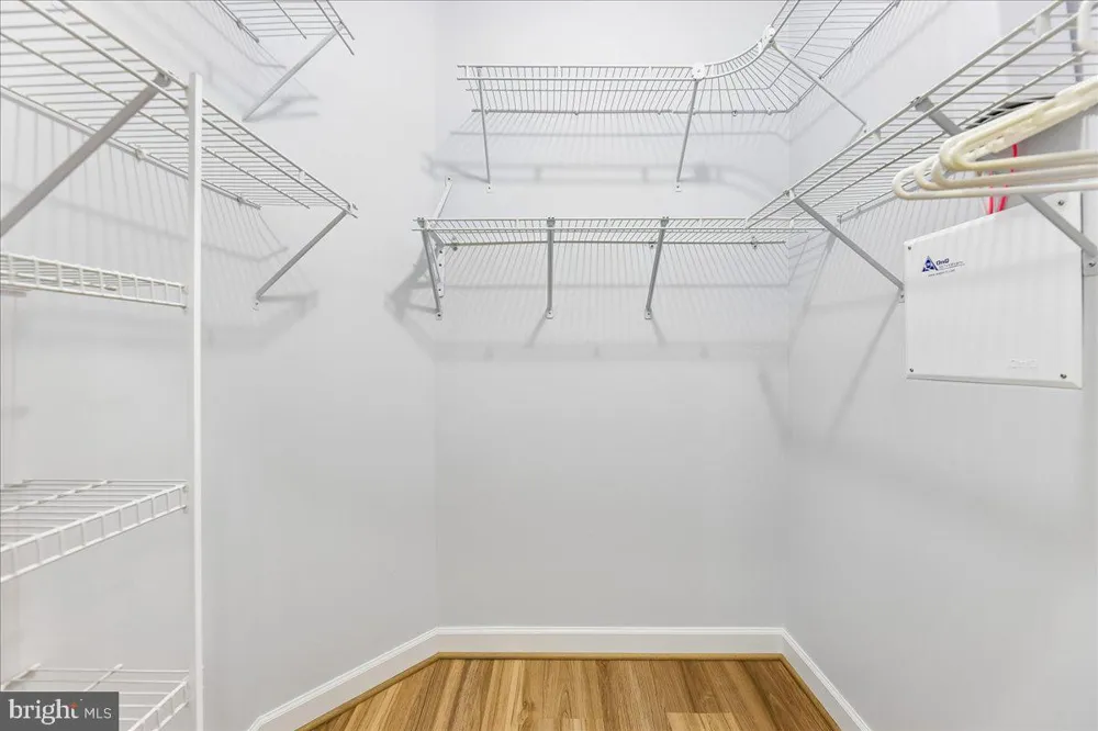 7880 ROLLING WOODS COURT #2103 Springfield, VA 22152