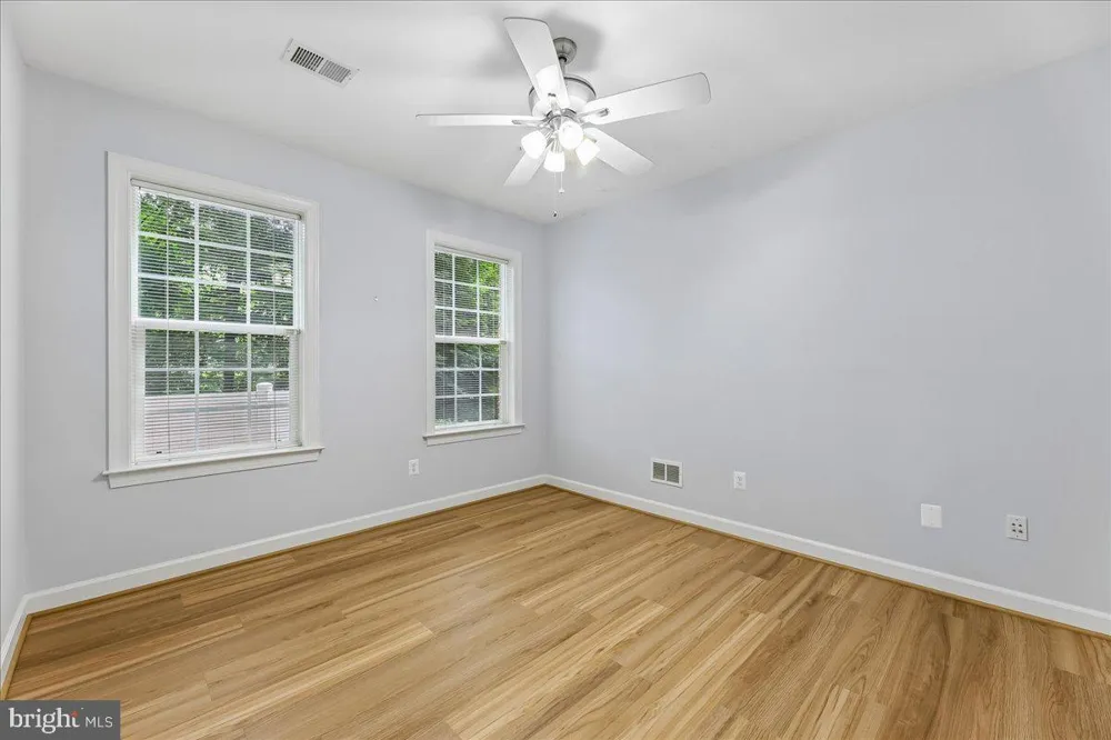 7880 ROLLING WOODS COURT #2103 Springfield, VA 22152