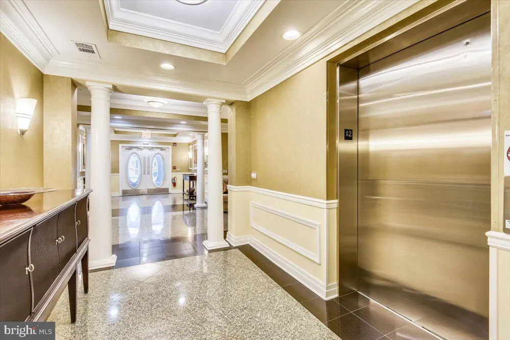 7880 ROLLING WOODS COURT #2103 Springfield, VA 22152
