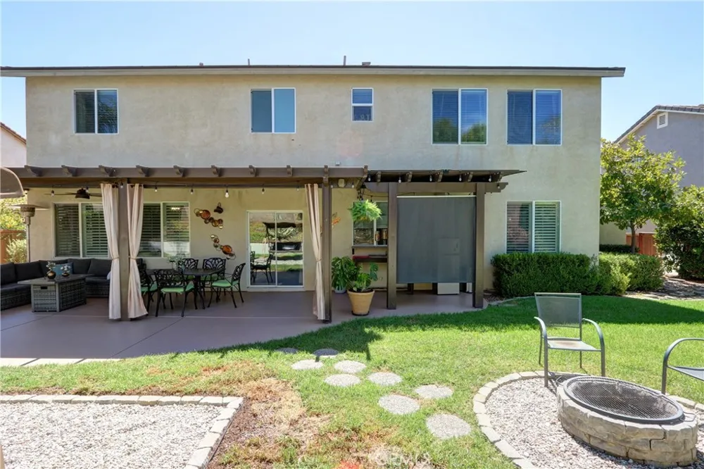 17565 Cedarwood Riverside, CA 92503