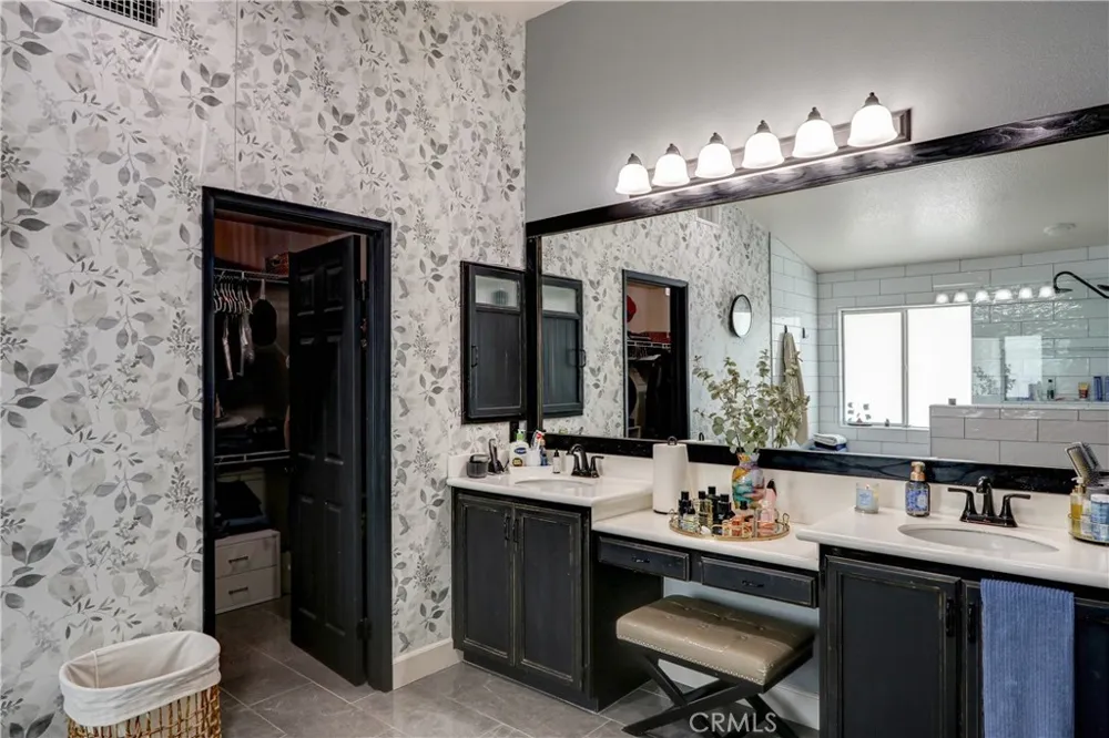 17565 Cedarwood Riverside, CA 92503