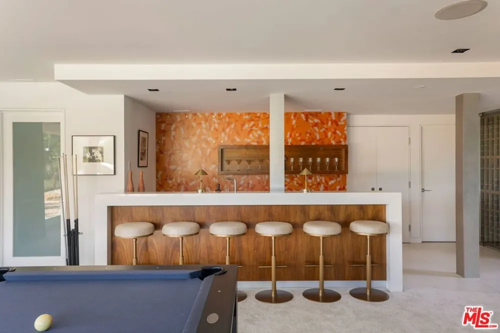 14700 Mulholland Drive Los Angeles, CA 90077