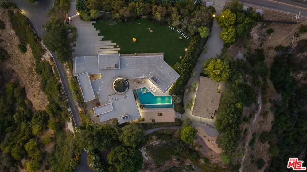 14700 Mulholland Drive Los Angeles, CA 90077