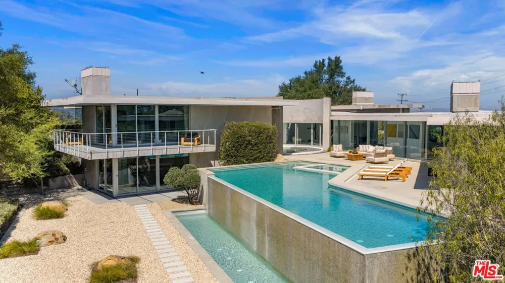 14700 Mulholland Drive Los Angeles, CA 90077