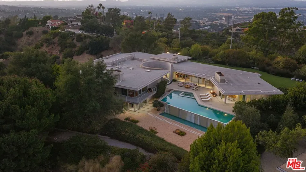 14700 Mulholland Drive Los Angeles, CA 90077