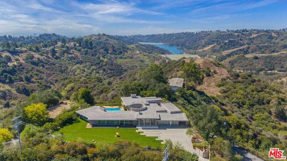 14700 Mulholland Drive Los Angeles, CA 90077