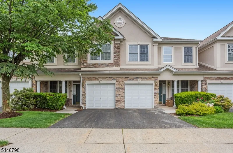 145 Levinberg Ln Wayne, NJ 07470