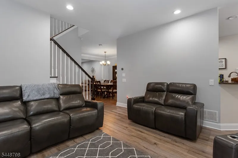 145 Levinberg Ln Wayne, NJ 07470