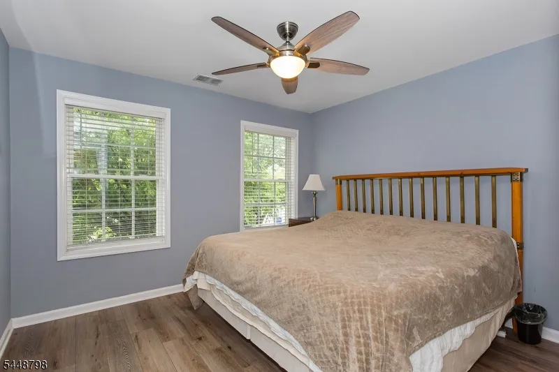 145 Levinberg Ln Wayne, NJ 07470