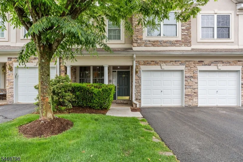 145 Levinberg Ln Wayne, NJ 07470