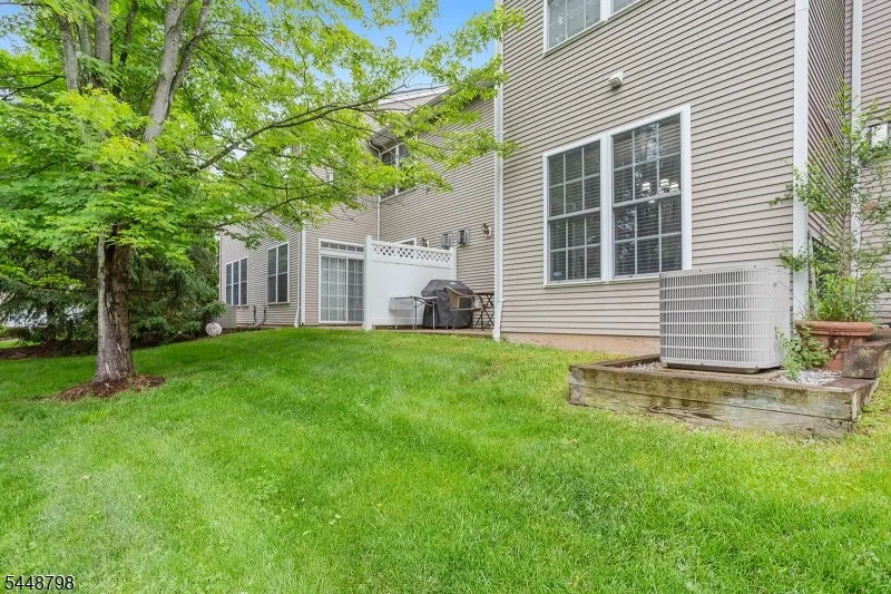 145 Levinberg Ln Wayne, NJ 07470