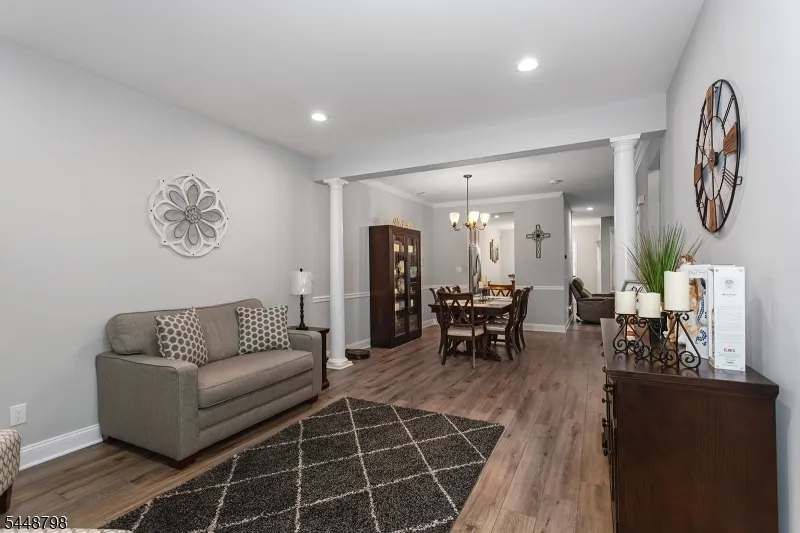 145 Levinberg Ln Wayne, NJ 07470