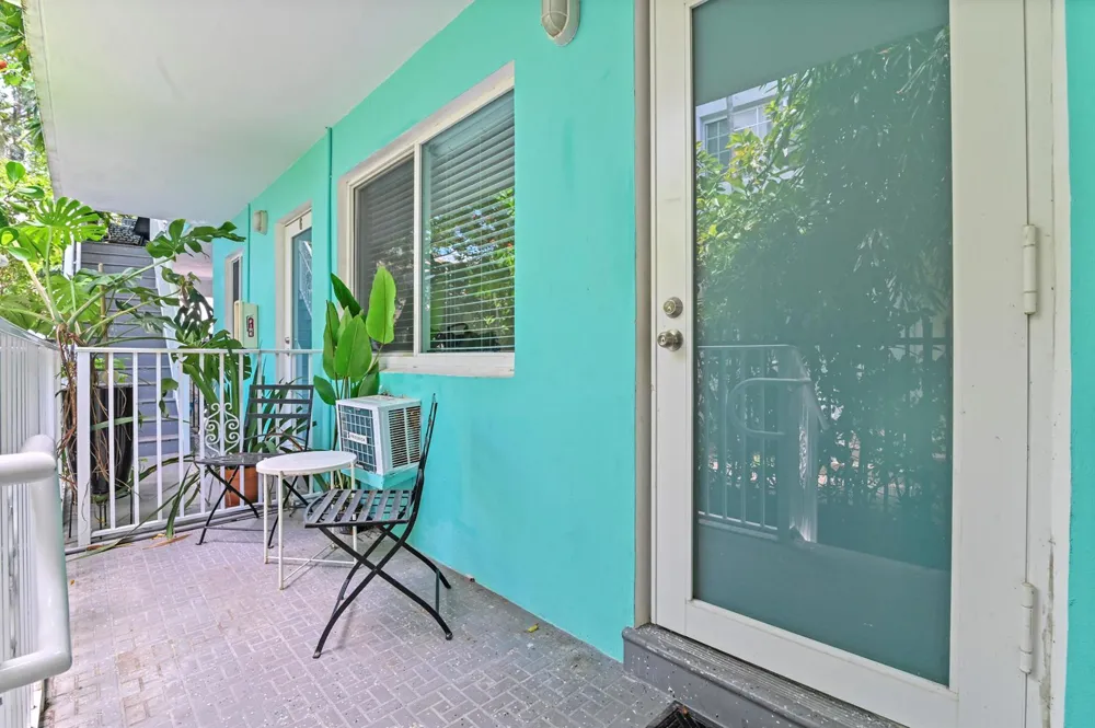 1035 Meridian Avenue #5 Miami Beach, FL 33139